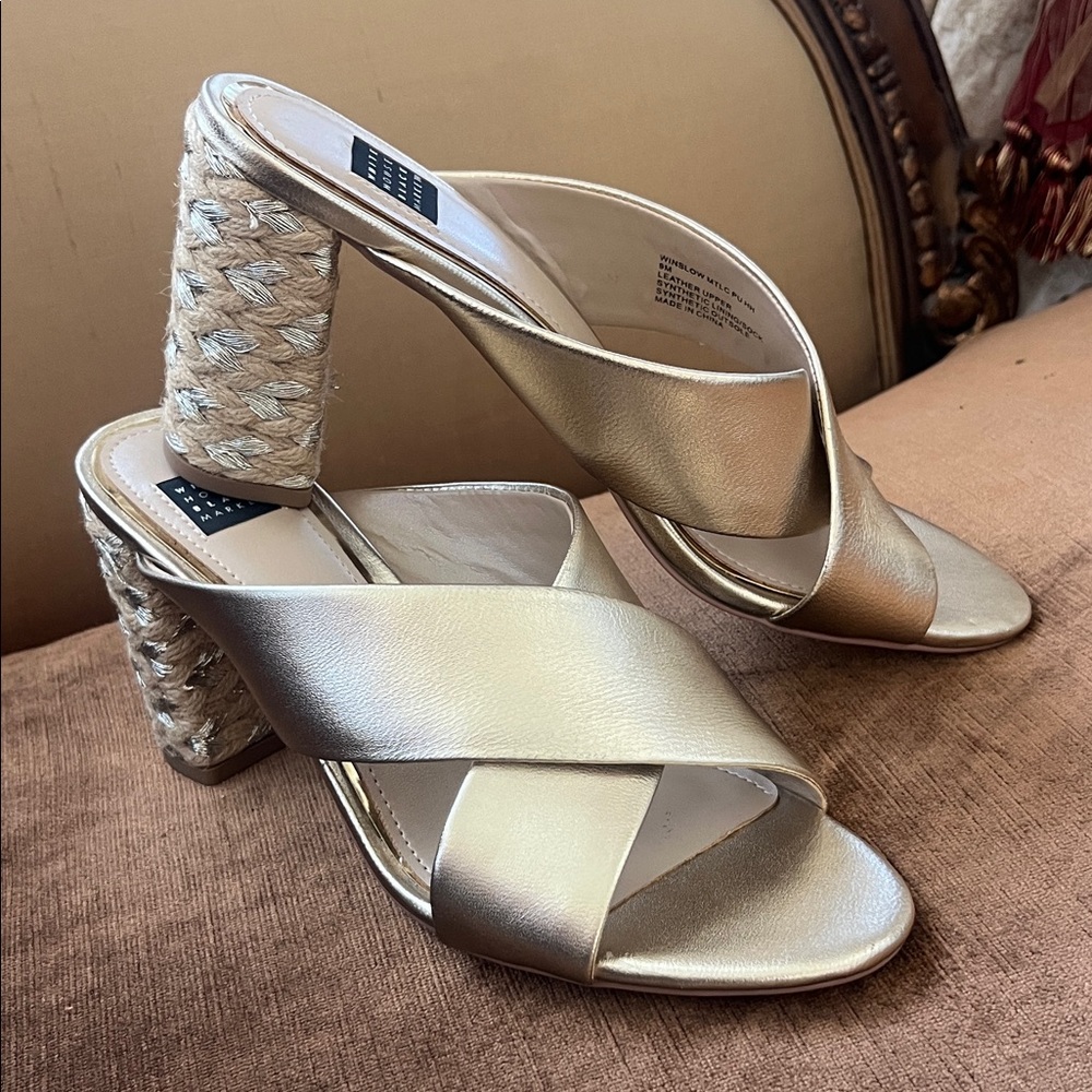White House Black Market- NEW Elegant Gold Women's Heeled Sandals